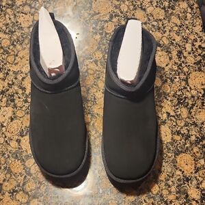 UGG Women's Black Classic Ultra Mini Platform